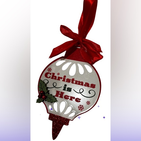 Large metal Ornament - Picture 1 of 3